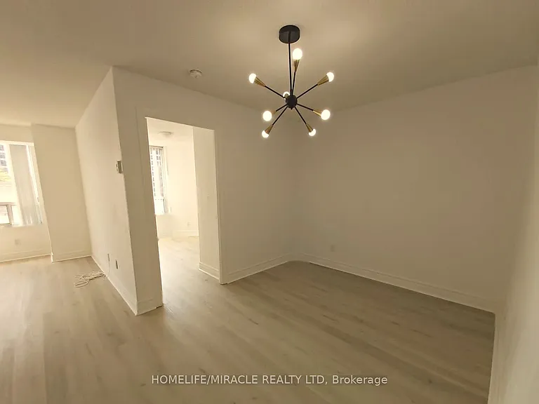 5418 Yonge St #1101 — Photo 10
