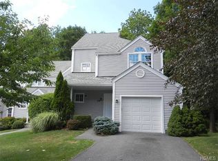 218 Sandpiper Ct, Yorktown Heights, NY 10598