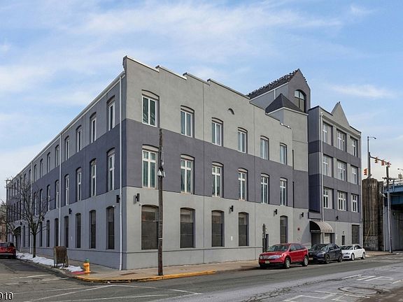 4th image of 310 Passaic Avenue #301