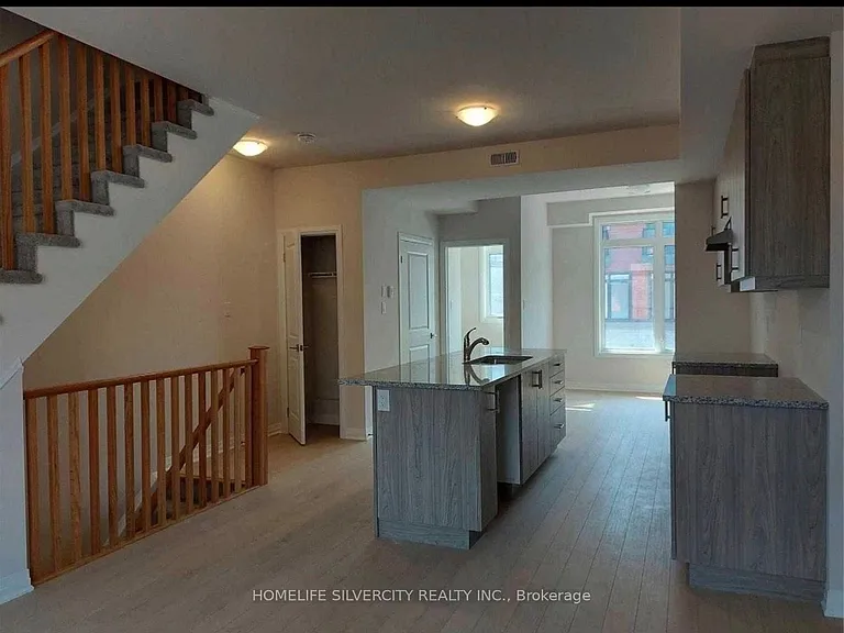 2 Willow St #61 — Photo 5