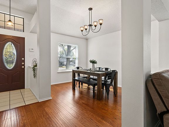 3rd image of 2306 Little Turtle Ln