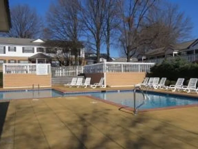 901 Hargrove Rd #12A — Photo 3