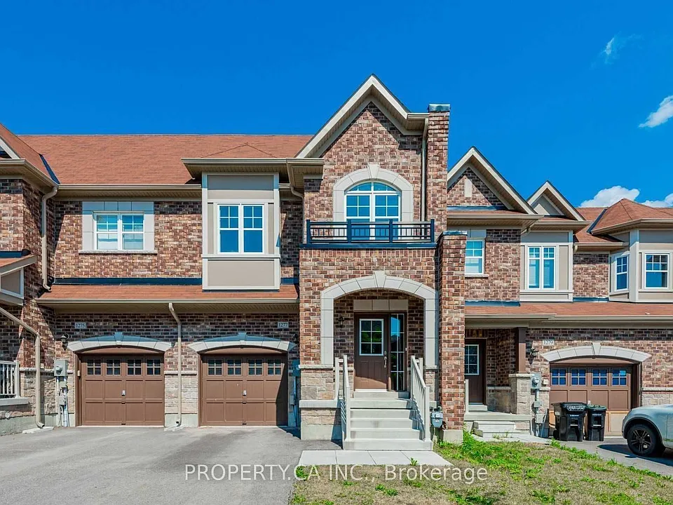 1277 Peelar Cres