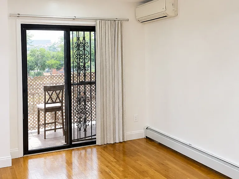 5611 College Point Blvd #2 — Photo 3