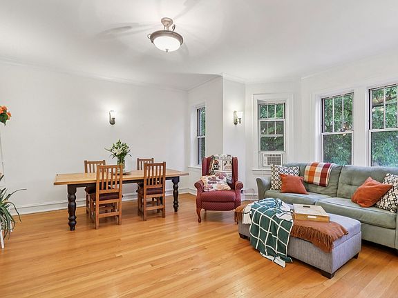 2nd image of 820 Washington Blvd APT 3