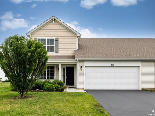 318 Norfolk Ln, Pingree Grove, IL 60140