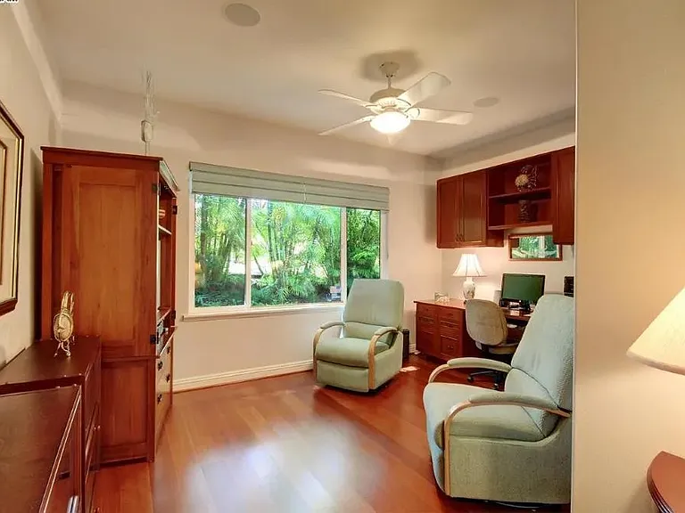 131 Kualapa Pl #313 — Photo 11