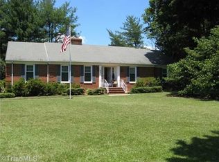 901 Westridge Rd, Greensboro, NC 27410