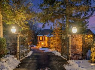 5 Summit Ter N, Kinnelon, NJ 07405