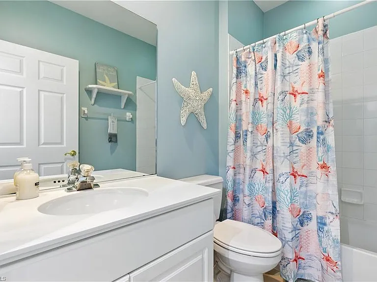 1325 Sweetwater Cv #201 — Photo 9