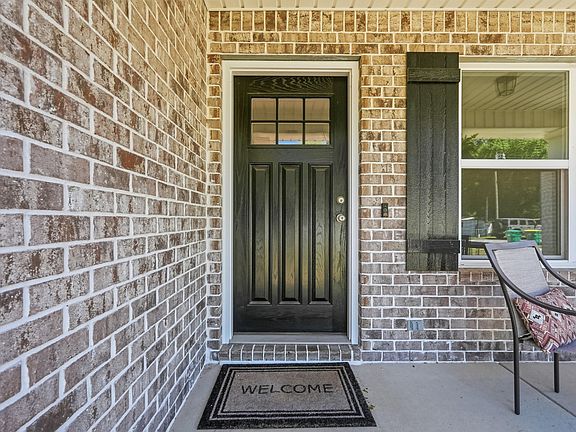 4th image of 5159 Lake Dr
