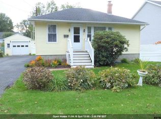 21 Connecticut Ave, Rensselaer, NY 12144