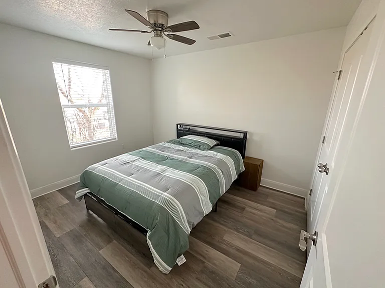 348 S Main St — Photo 33