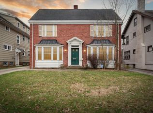 13108 Cedar Rd Cleveland Heights Oh 44118, Cleveland Heights, OH 44118