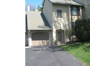 146 Golf Club Dr, Langhorne, PA