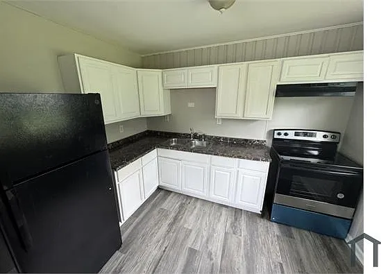 9840 Medford Dr — Photo 13