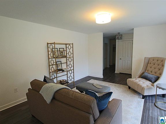3rd image of 1624 Mountain Gap Cir