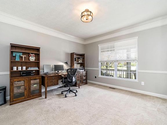 5th image of 675 Woodcreek Ln