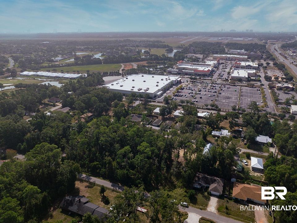 1st image of Franz St