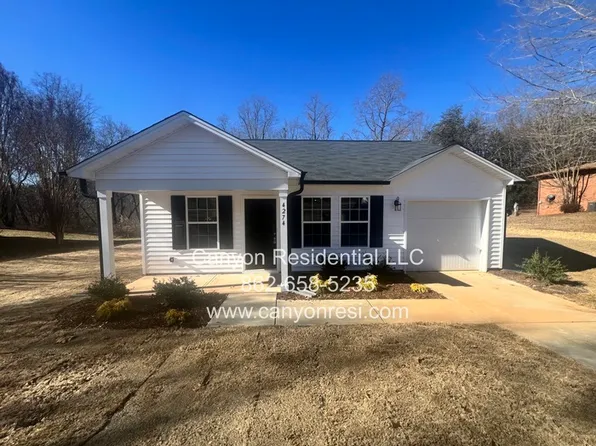 4274 Winnabow Rd, Winston Salem, NC 27105