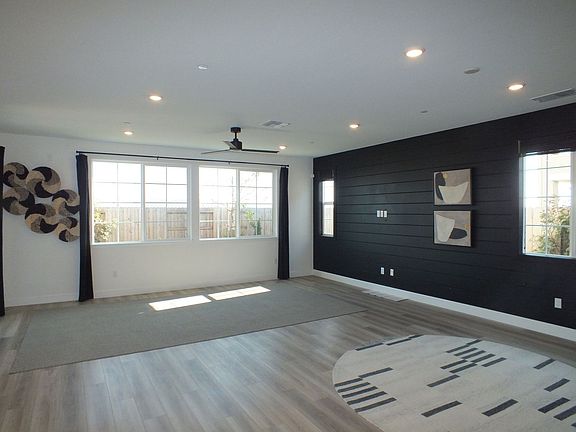 4th image of 5121 Silent Grove Dr