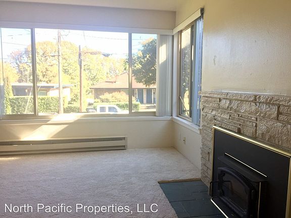 3rd image of 4239 27th Ave W APT 07