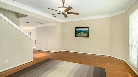 2 bed, 2.0 bath, 2025 sqft, $2,500 — Photo 4
