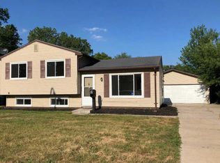 15633 Meadow St, Romulus, MI 48174
