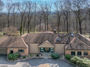235 Mountainside Rd, Mendham, NJ 07945