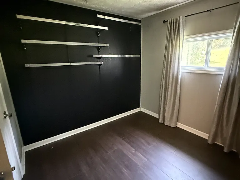 272 Loop Hollow Rd — Photo 8