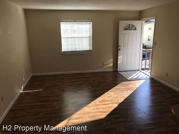 3rd image of 502 McKeithen St #2B