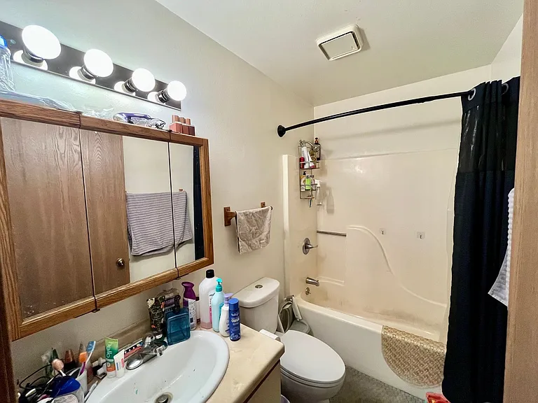 602 Hollywood Dr — Photo 23