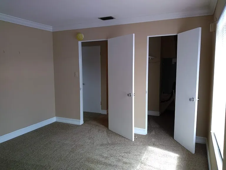 1840 Maravilla Ave #110 — Photo 9