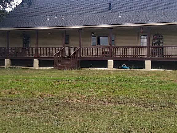 View of back of home