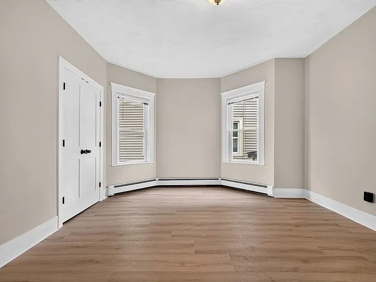 18 Otis St #1 — Photo 10