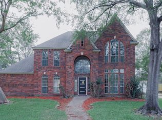 17527 Sandy Cliffs Dr, Houston, TX 77090