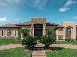 414 Michoacan Loop, Laredo, TX 78045