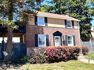 1029 Lamb Rd, Secane, PA 19018