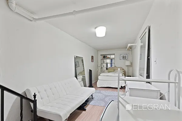Rented by (Legacy) Elegran | media 21