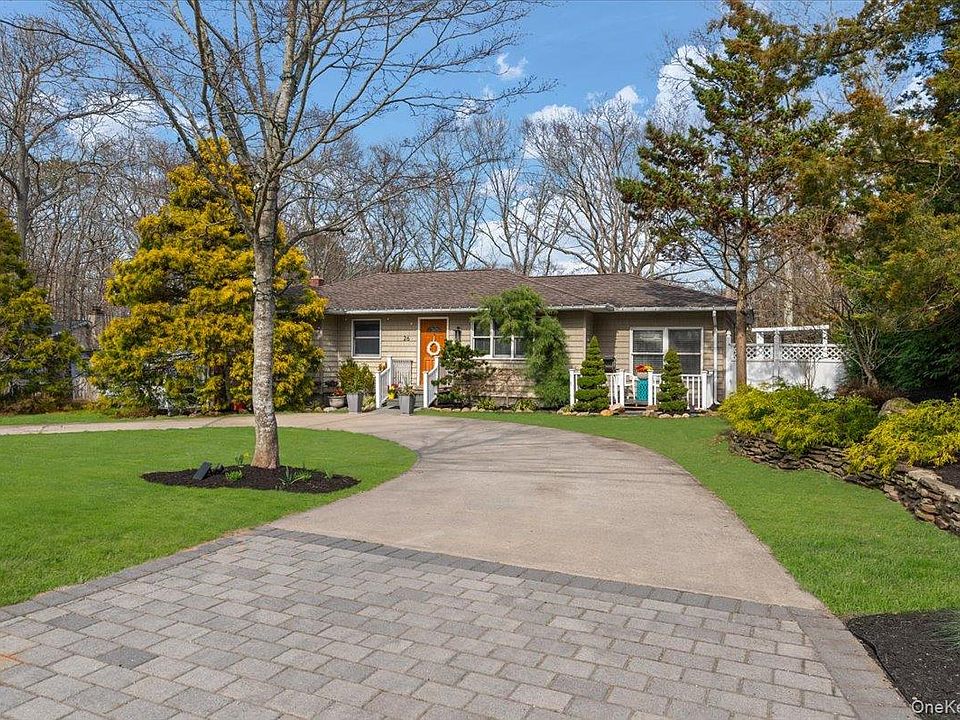 1st image of 26 Bittersweet Avenue
