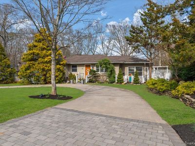 26 Bittersweet Avenue, Hampton Bays, NY, 11946