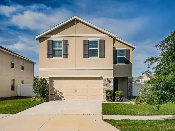 1021 Ashentree Dr, Plant City, FL 33563