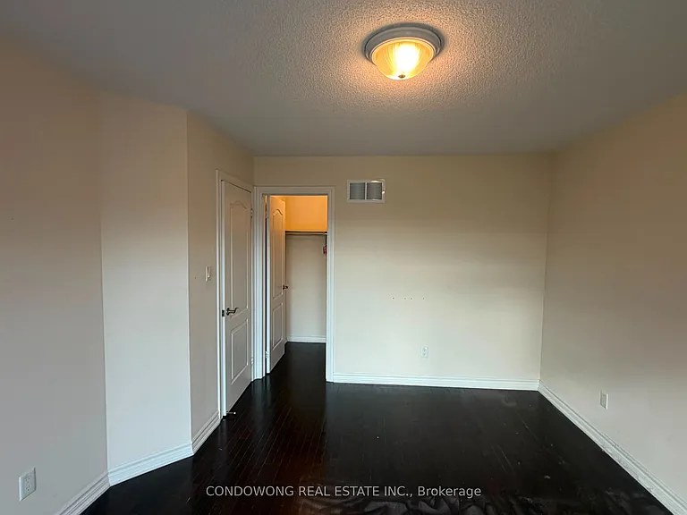 5 Vandaam Ln — Photo 6