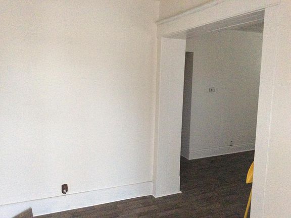 large entery way to living room