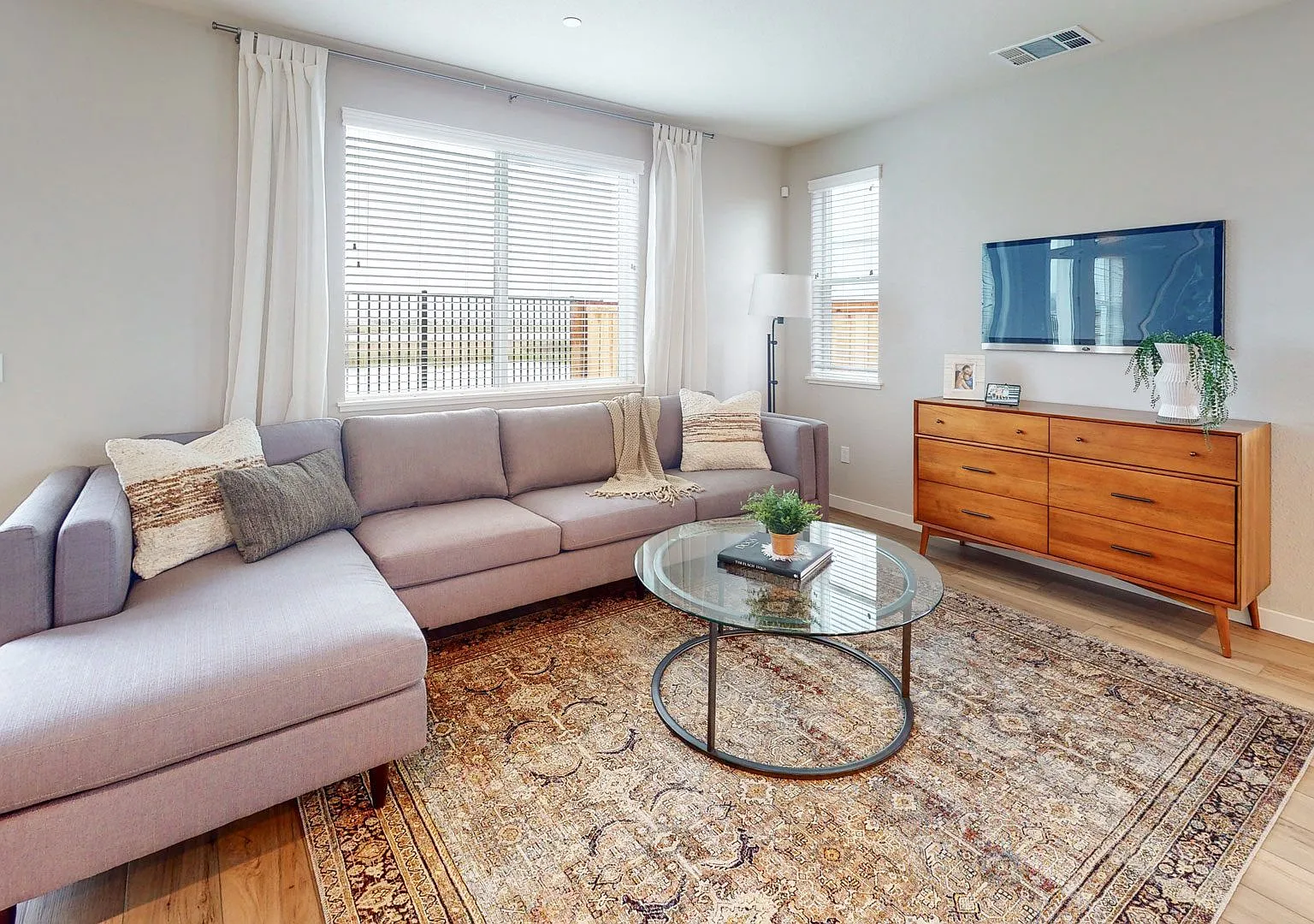 1579 Abundance Way — Photo 4