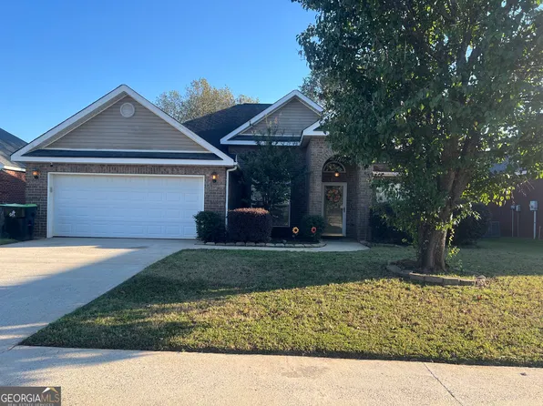 104 Alexis Way, Byron, GA 31008
