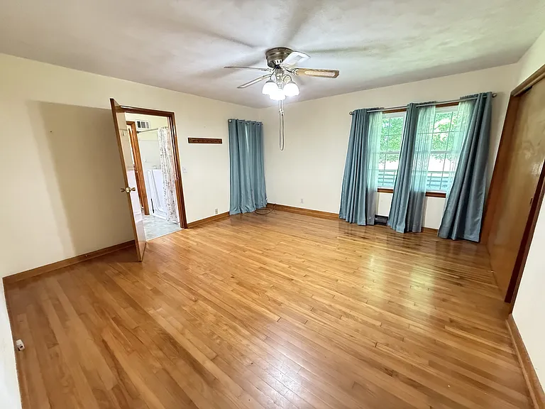 6583 New Jackson Hwy — Photo 22
