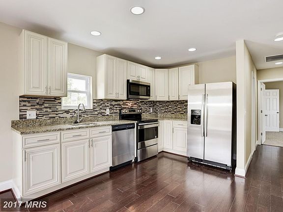 5th image of 8030 Norris Ln