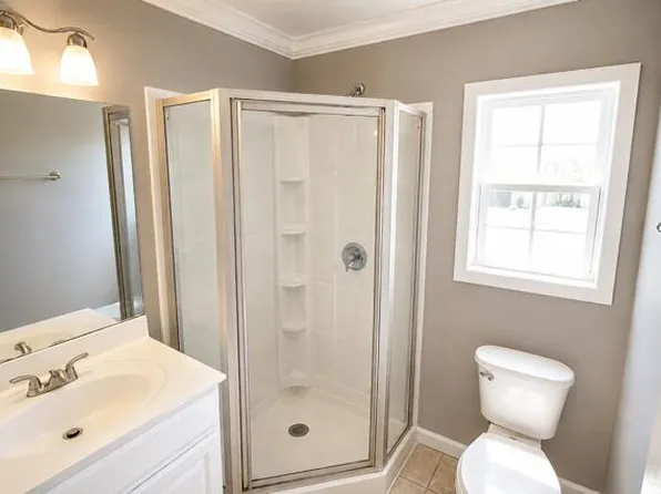 1316 S Cedar Ave, South Pittsburg, TN 37380
