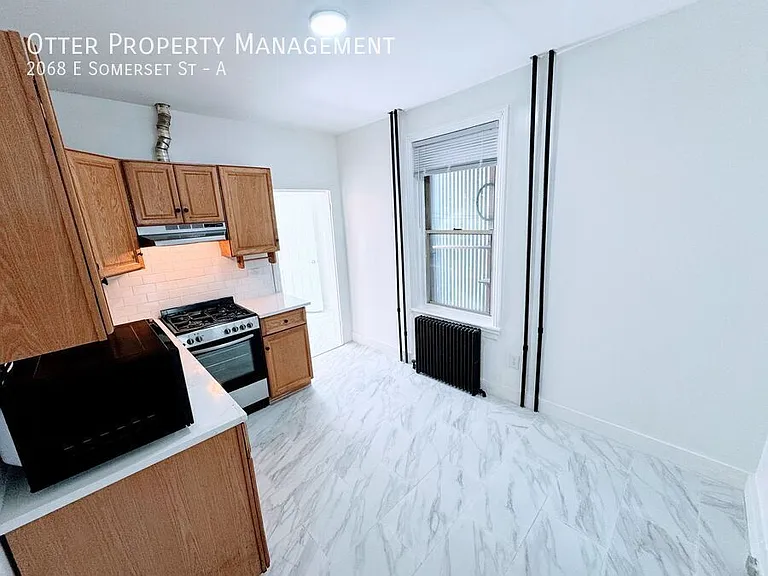2068 E Somerset St #A — Photo 18